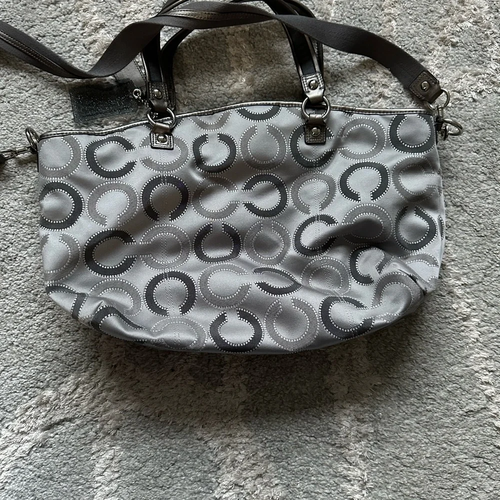 COACH Daisy D Satchel Bag Purse 28290E
